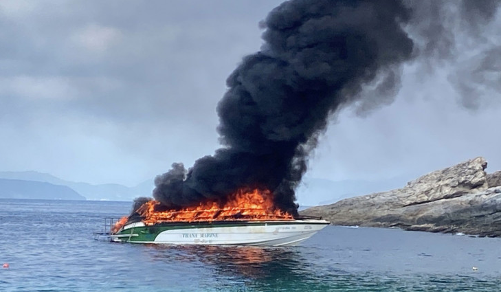 Speedboat Meledak di Lepas Pantai Phuket Thailand, 3 Turis Luka